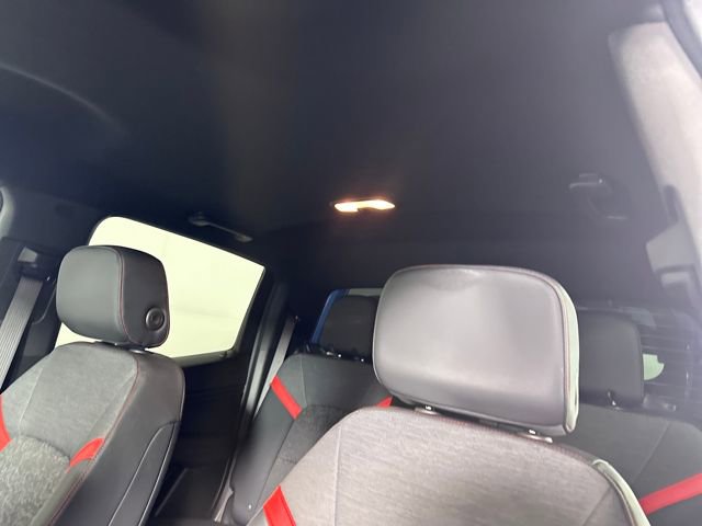 Used 2023 Chevrolet Colorado Z71 w/ Z71 Convenience Package 2 image 18