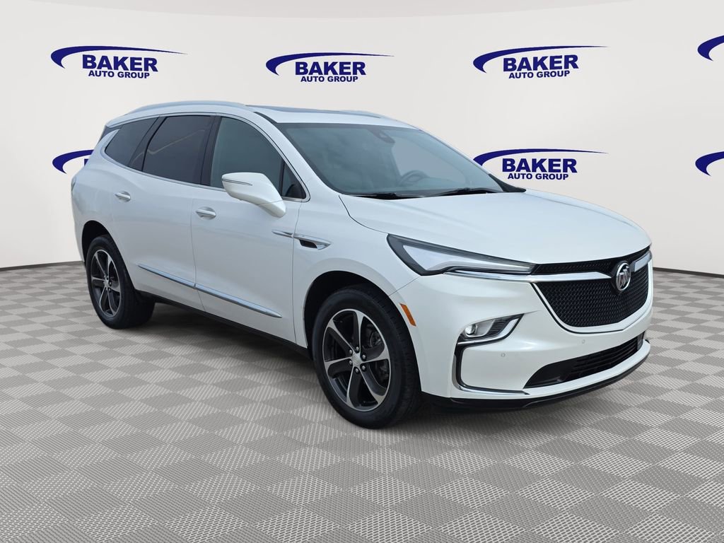 Used 2022 Buick Enclave Essence w/ Experience Buick Package image 3