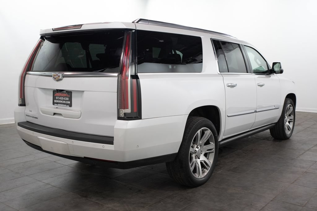 Used 2017 Cadillac Escalade ESV Premium Luxury AWD/4WD image 17
