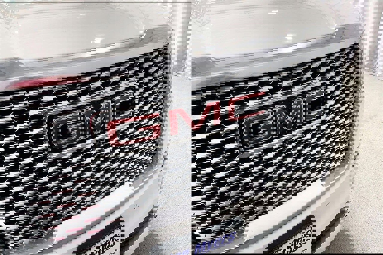 Used 2021 GMC Yukon Denali image 30