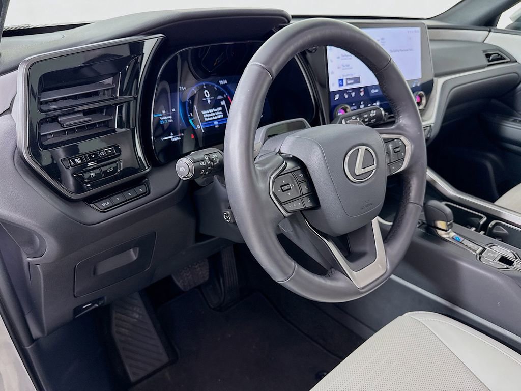 Certified 2024 Lexus TX 350 FWD w/ Technology Package image 9