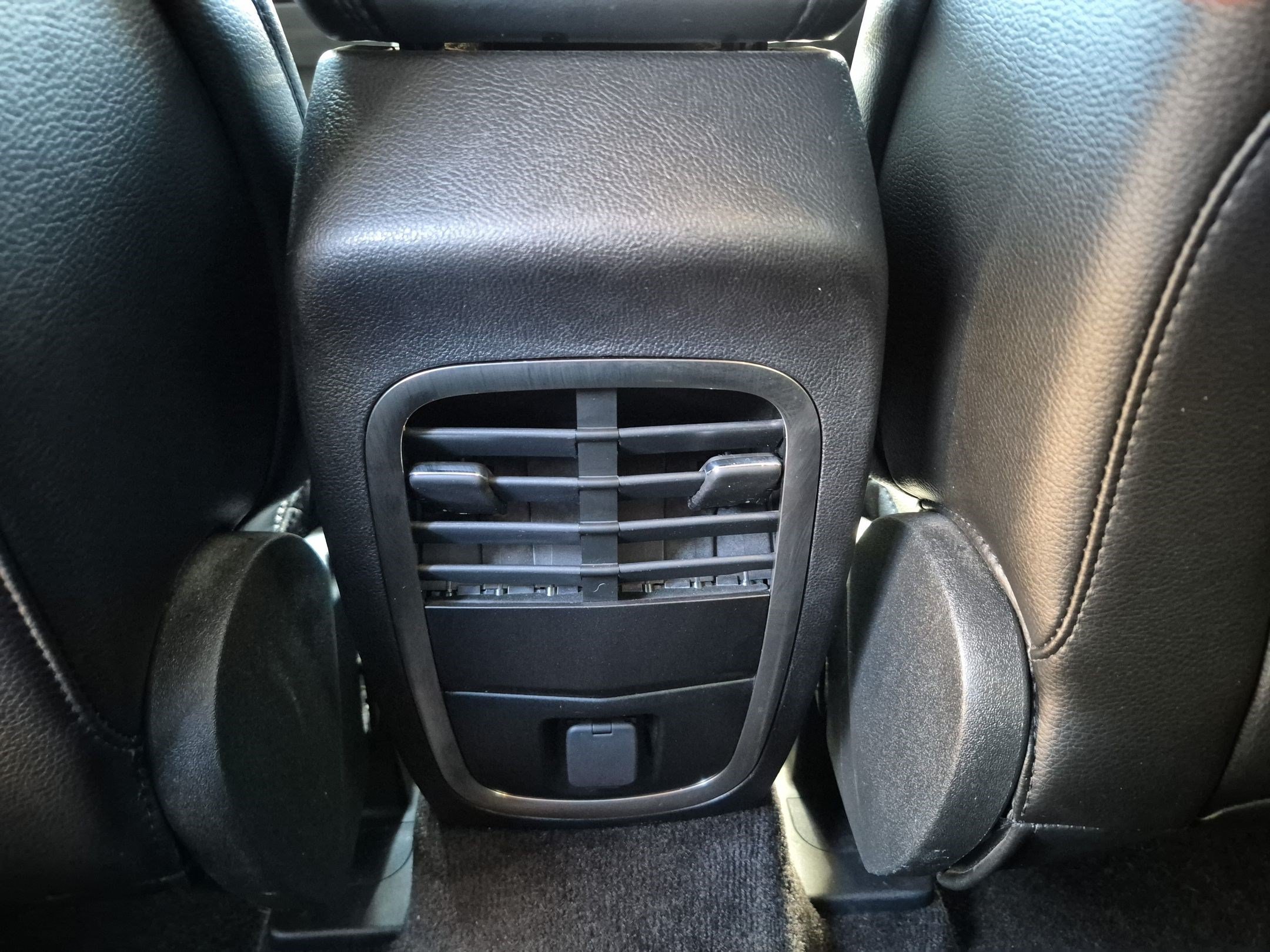 Used 2017 Lincoln MKC Premiere FWD image 28