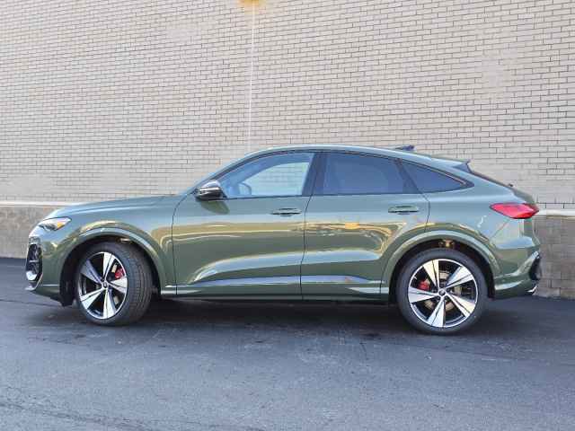 New 2025 Audi SQ5 Prestige image 27