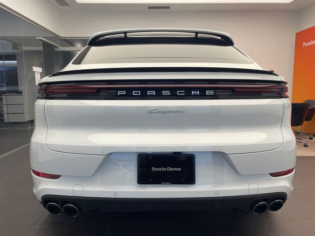 New 2026 Porsche Cayenne Coupe AWD/4WD image 8