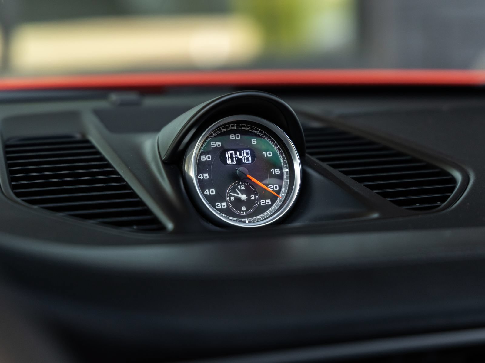 Certified 2016 Porsche 911 Carrera GTS RWD image 39