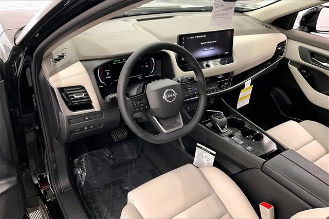 New 2025 Nissan Rogue SL image 6