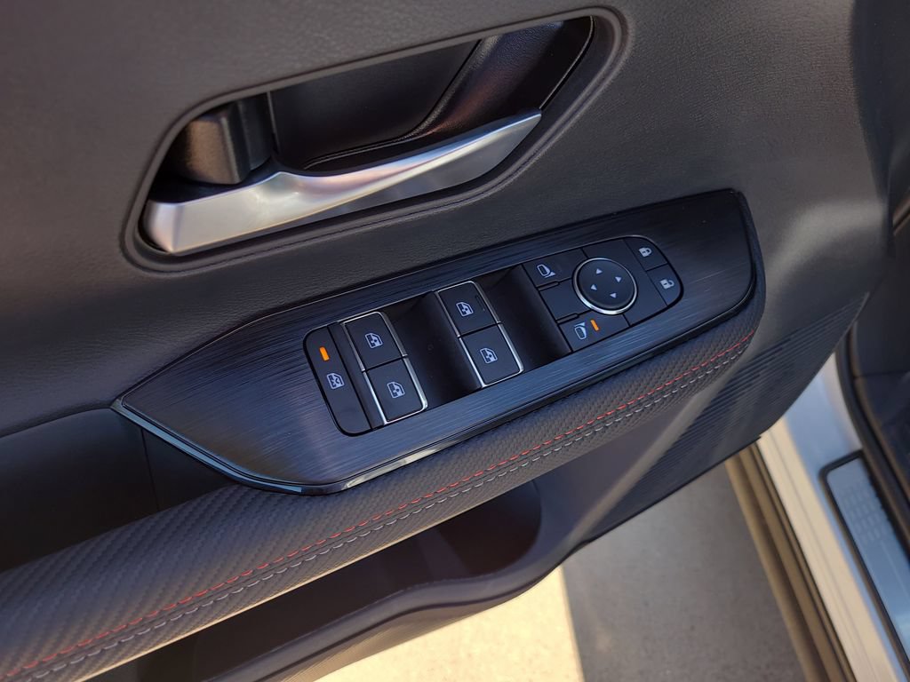 New 2026 Nissan Kicks SR w/ Illumination Package FWD image 16
