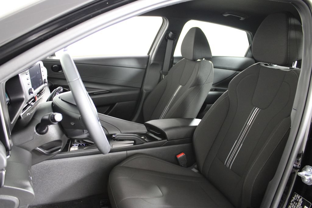 Certified 2026 Hyundai Elantra Sport FWD image 20
