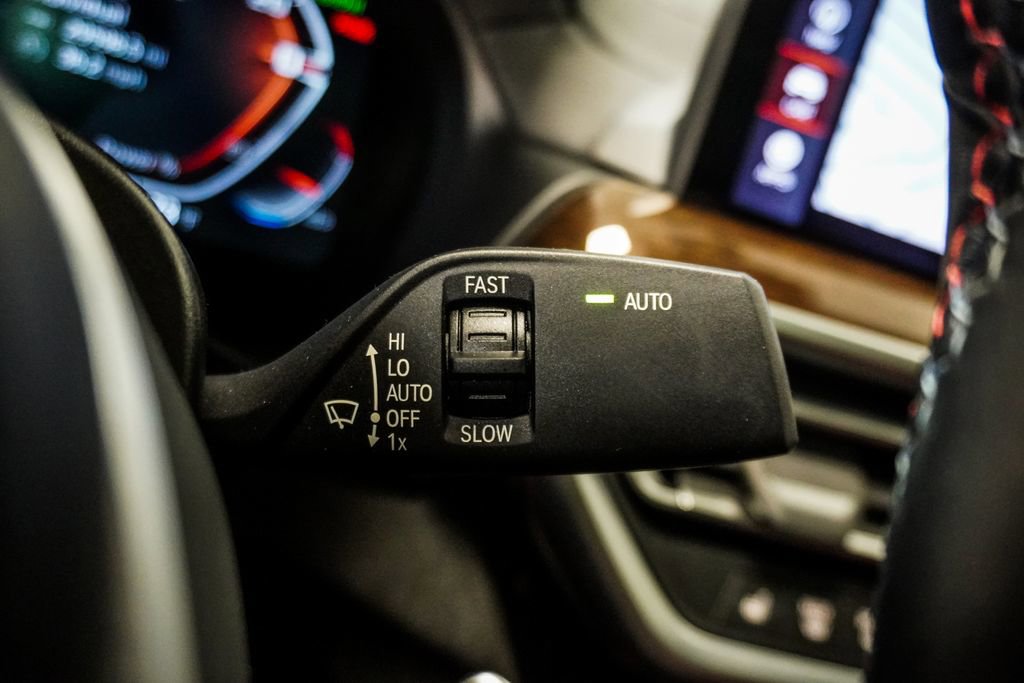 Used 2023 BMW X4 M40i AWD/4WD image 20