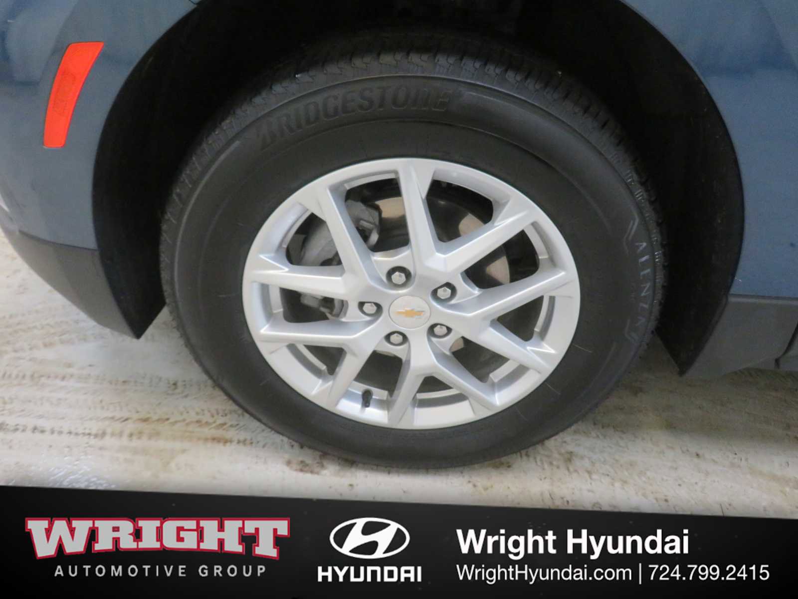Used 2024 Chevrolet Equinox LT AWD/4WD image 8