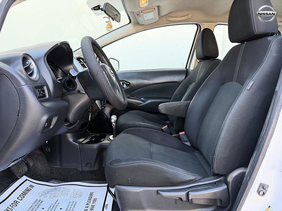 Used 2016 Nissan Versa Note SV FWD image 10