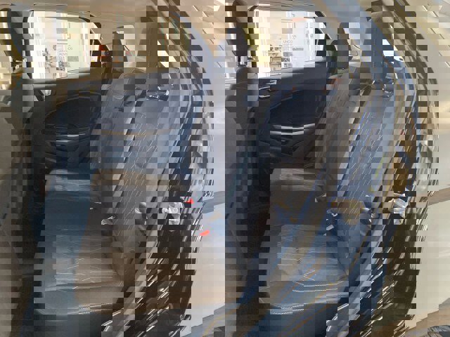 Used 2019 Ford EcoSport SE w/ SE Convenience Package image 10