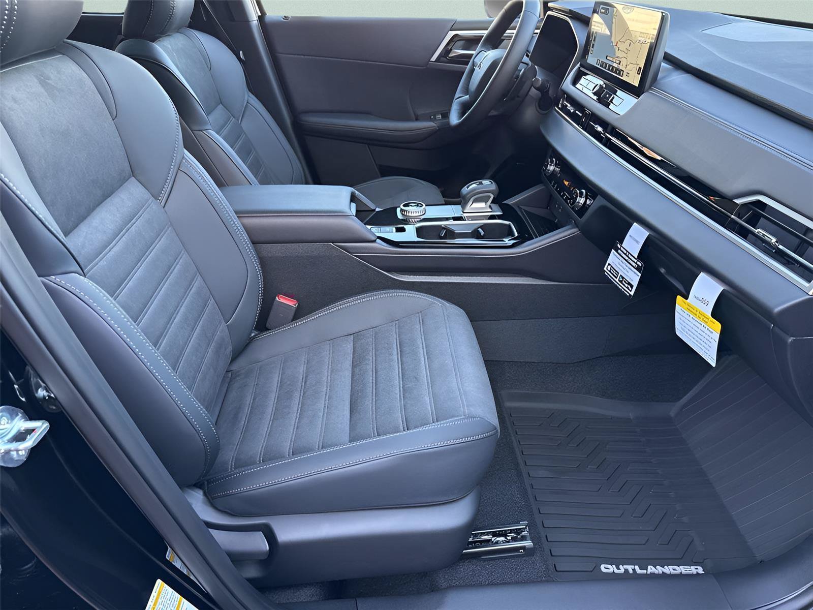 New 2026 Mitsubishi Outlander SE FWD image 25