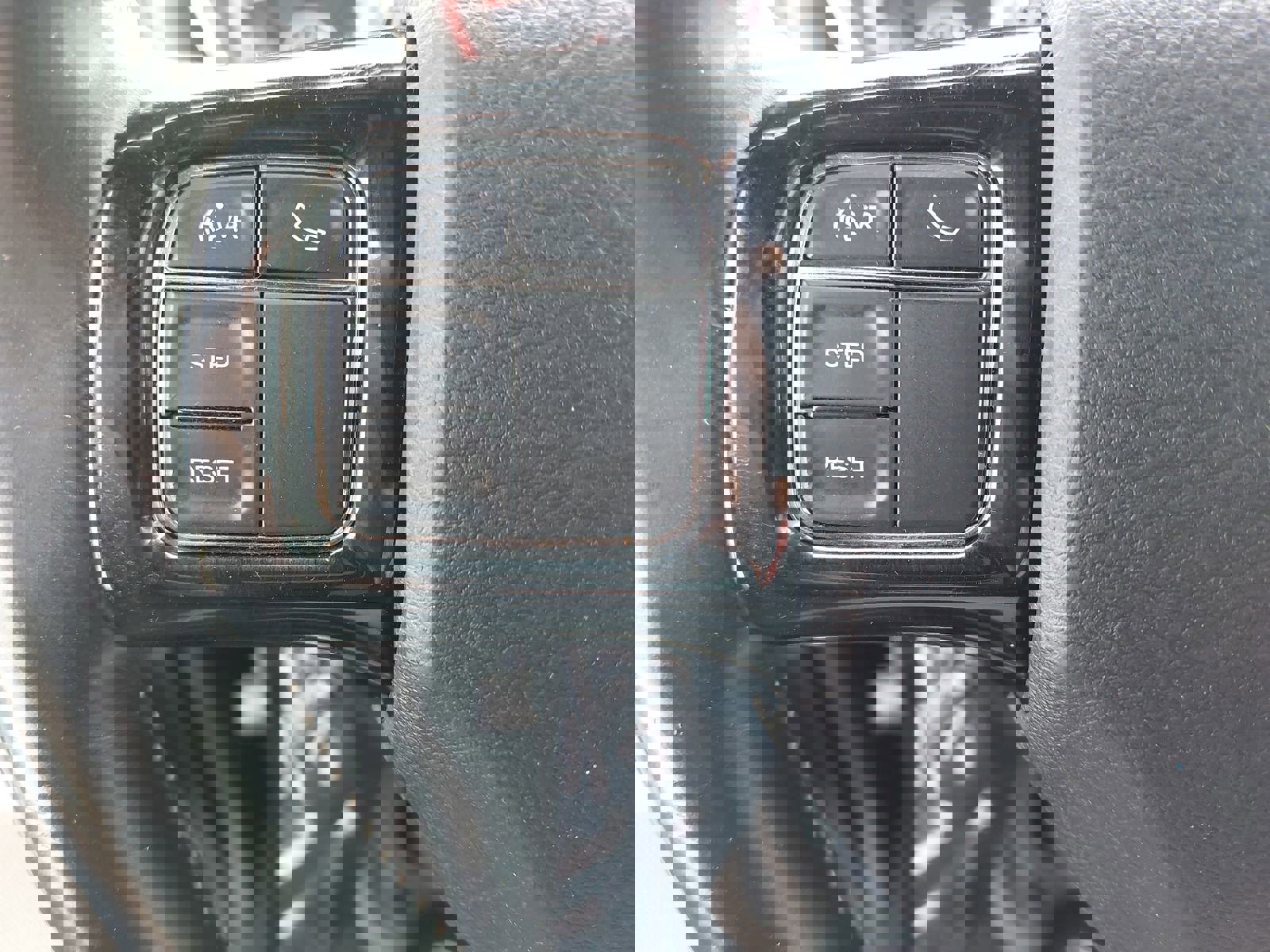 Used 2019 Dodge Grand Caravan SXT image 18