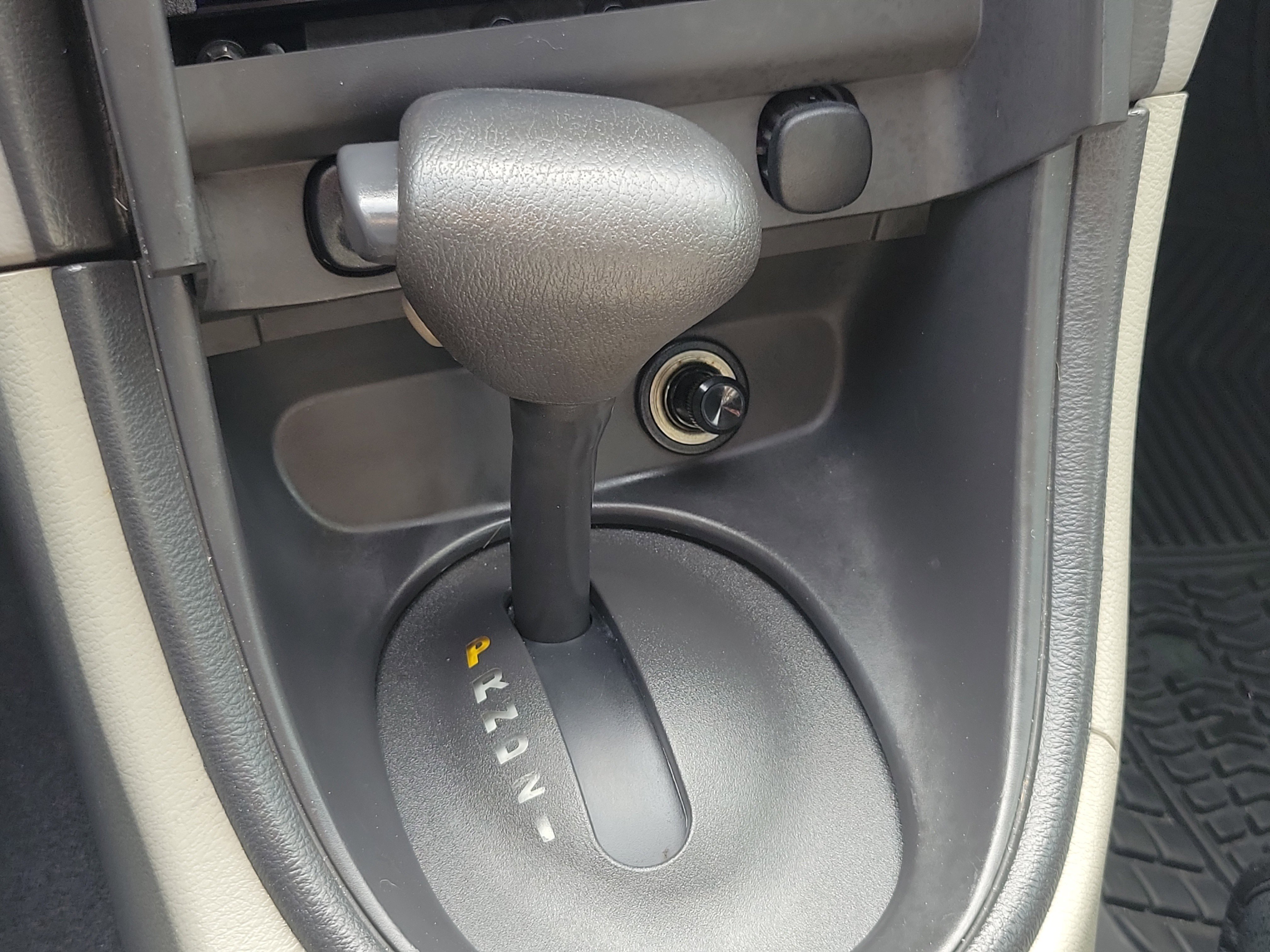 Used 2004 Ford Mustang Premium RWD image 22