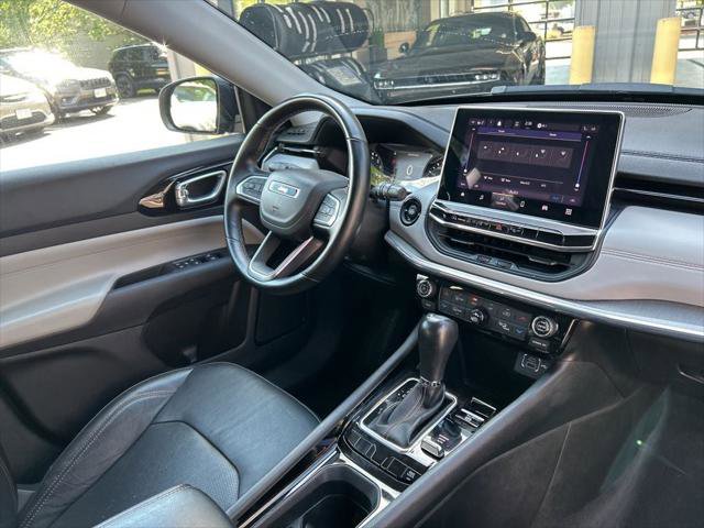 Certified 2022 Jeep Compass Limited image 35