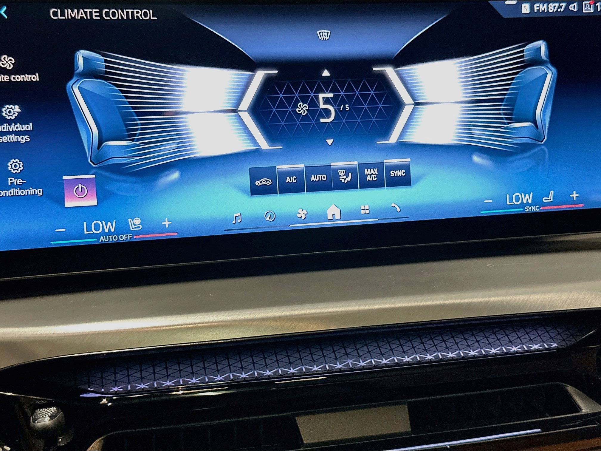 Certified 2026 BMW 230i Coupe w/ M Sport Package RWD image 15