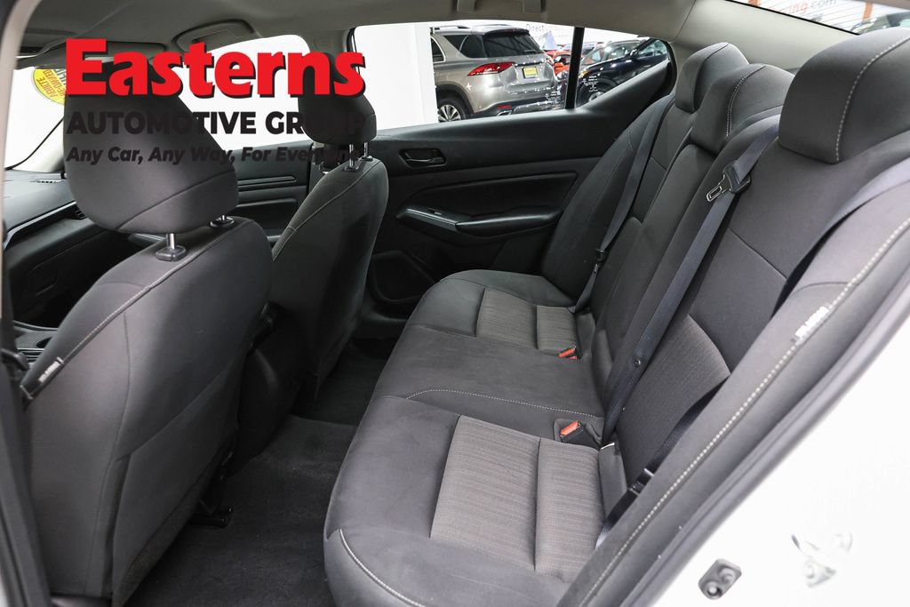 Used 2024 Nissan Altima 2.5 S FWD image 20