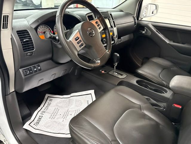 Used 2020 Nissan Frontier PRO-4X w/ Pro-4x Utility Package AWD/4WD image 17