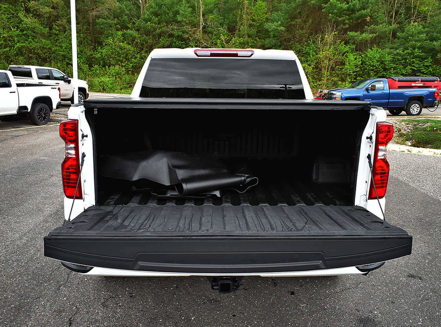 Used 2022 Chevrolet Silverado 1500 Custom AWD/4WD image 8