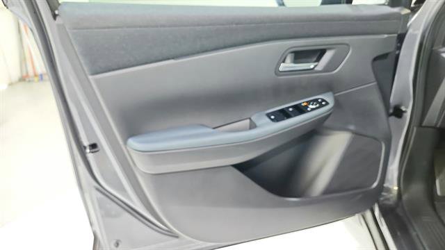 New 2026 Nissan Leaf SV+ w/ Floor Mat Package (SV+) FWD image 22