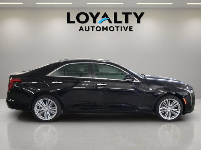 Used 2026 Cadillac CT4 Premium Luxury RWD image 6