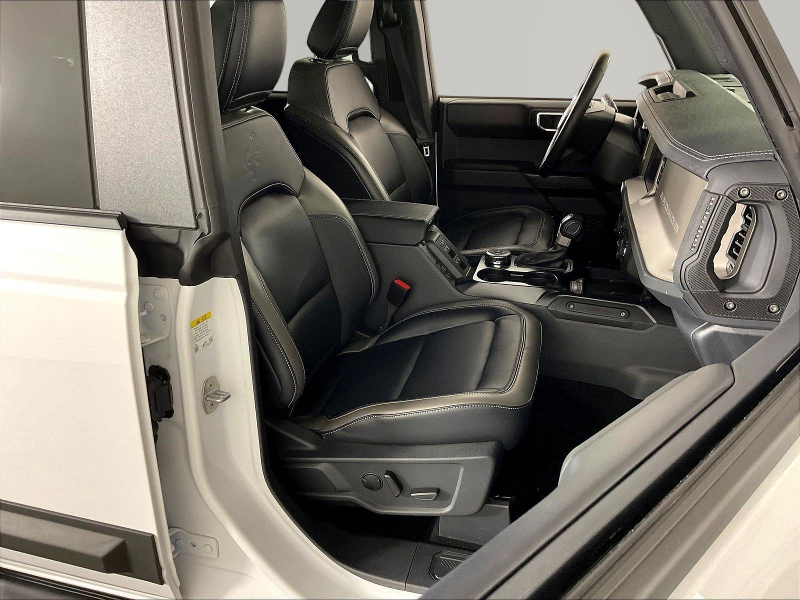 Used 2025 Ford Bronco Outer Banks AWD/4WD image 28