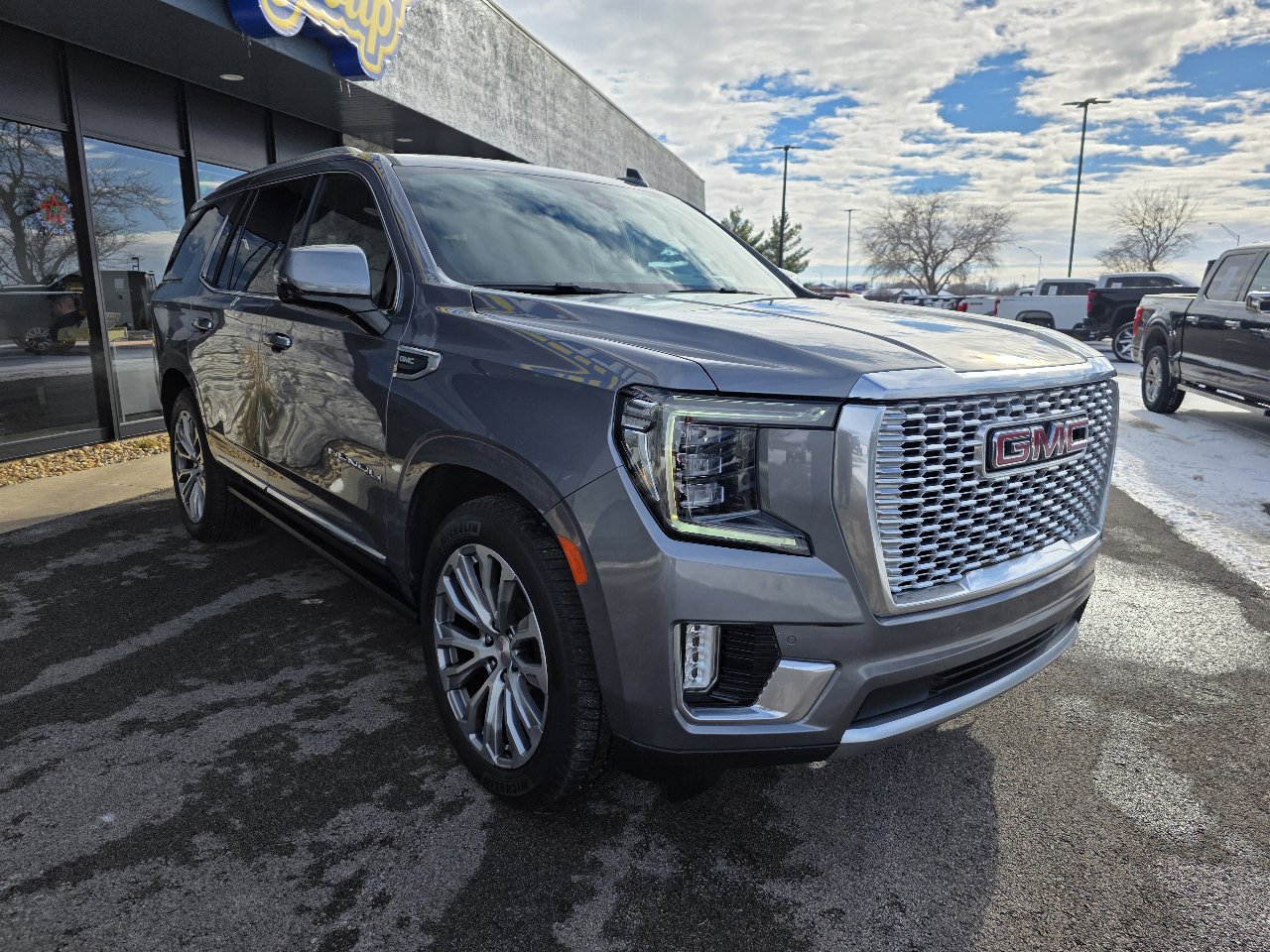 Used 2021 GMC Yukon Denali w/ Denali Ultimate Package image 15