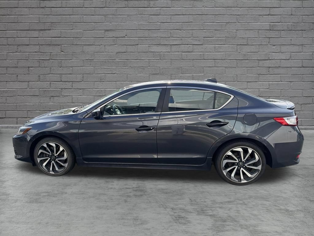 Used 2016 Acura ILX FWD image 3