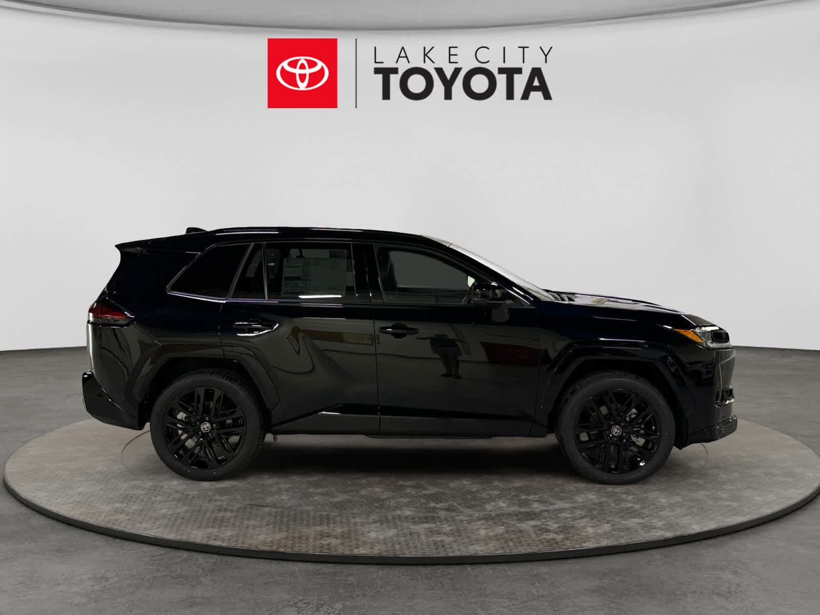New 2026 Toyota RAV4 XSE AWD/4WD image 7