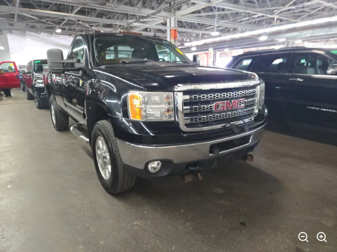 Used 2012 GMC Sierra 2500 SLE w/ SLE Preferred Package AWD/4WD image 5