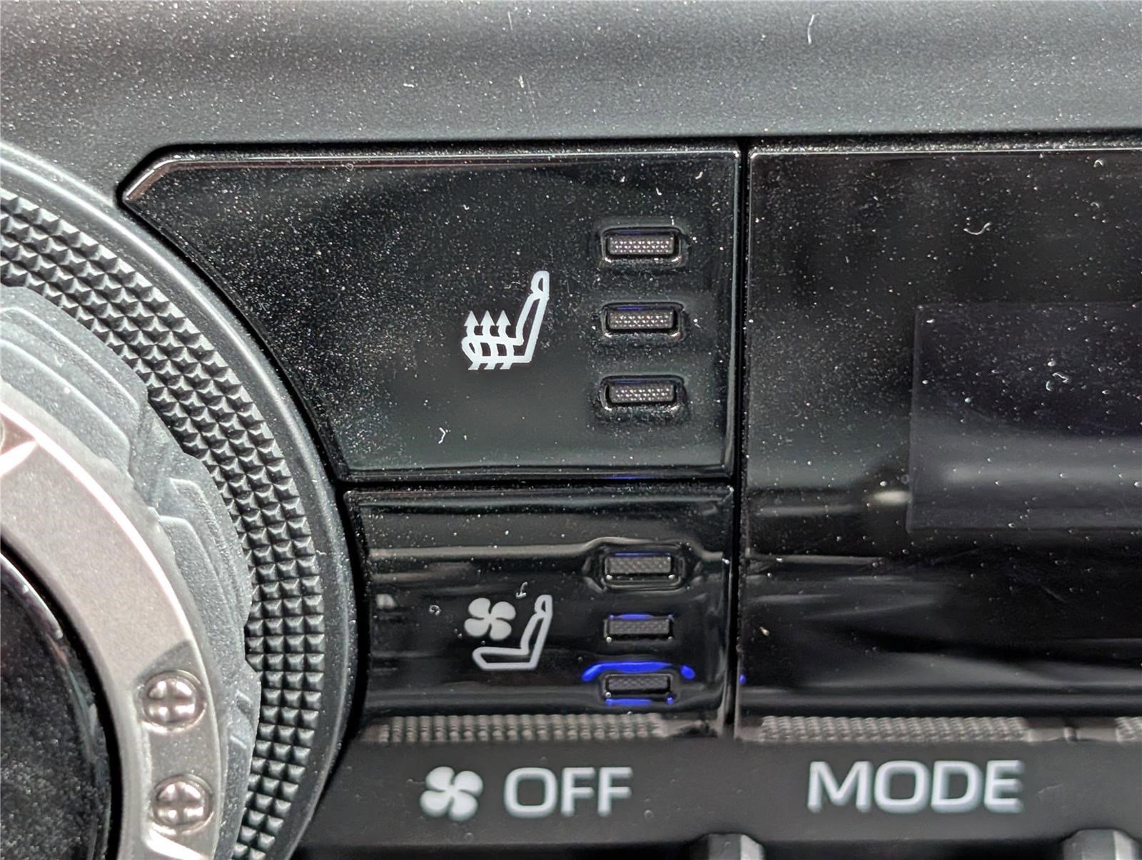 Used 2024 Toyota Tacoma 4x4 Double Cab Hybrid image 26