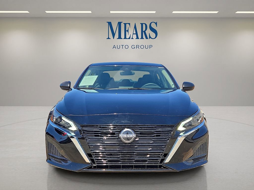 Used 2025 Nissan Altima 2.5 SV image 8