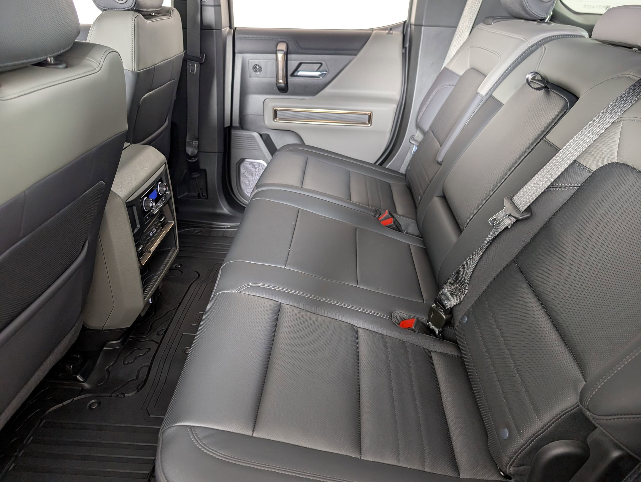 Used 2024 GMC Hummer EV 3X image 17