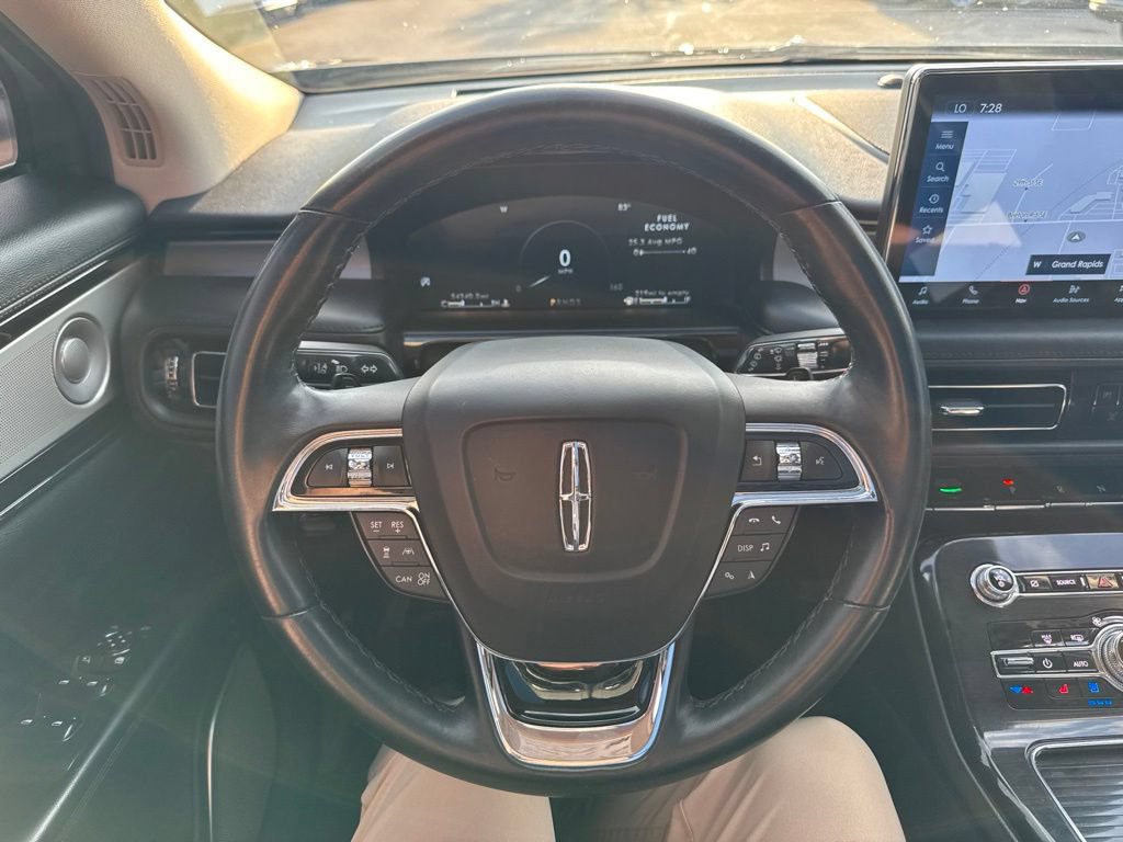 Used 2022 Lincoln Nautilus Reserve w/ Equipment Group 202A AWD/4WD image 16