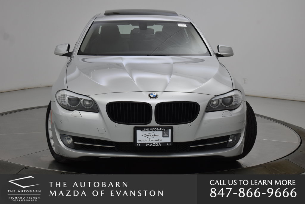 Used 2013 BMW 528i xDrive Sedan AWD/4WD image 4