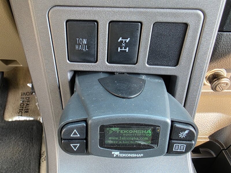 Used 2011 Toyota Sequoia Limited AWD/4WD image 43