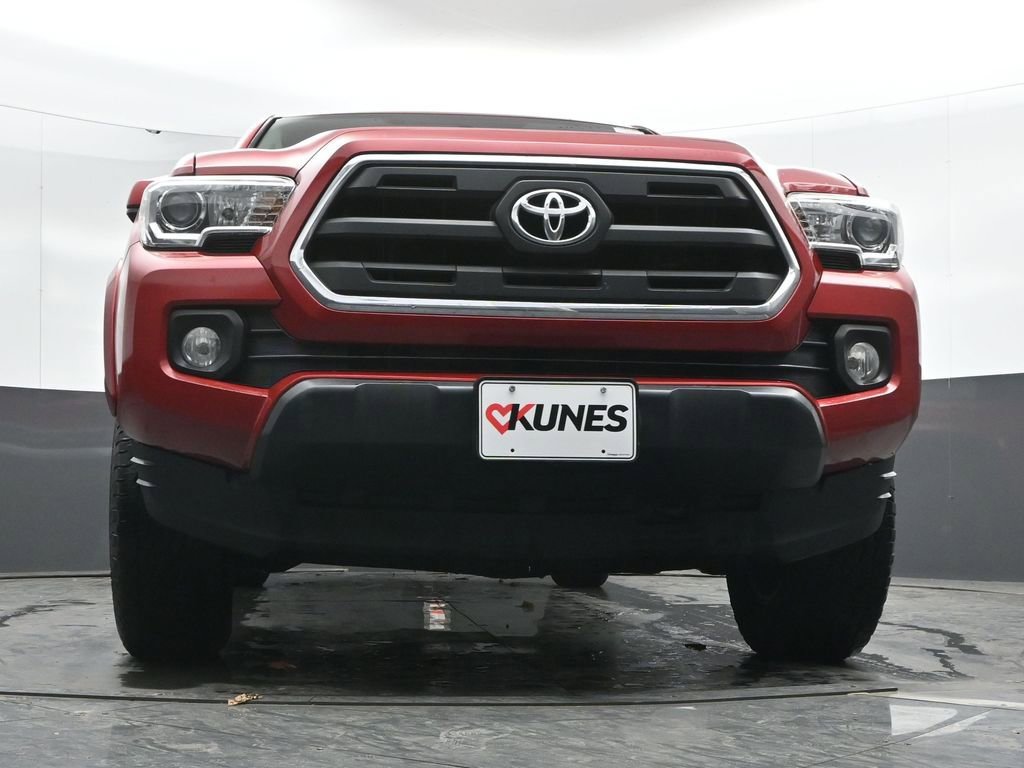 Used 2016 Toyota Tacoma SR5 w/ SR5 Appearance Package (SN) AWD/4WD image 32