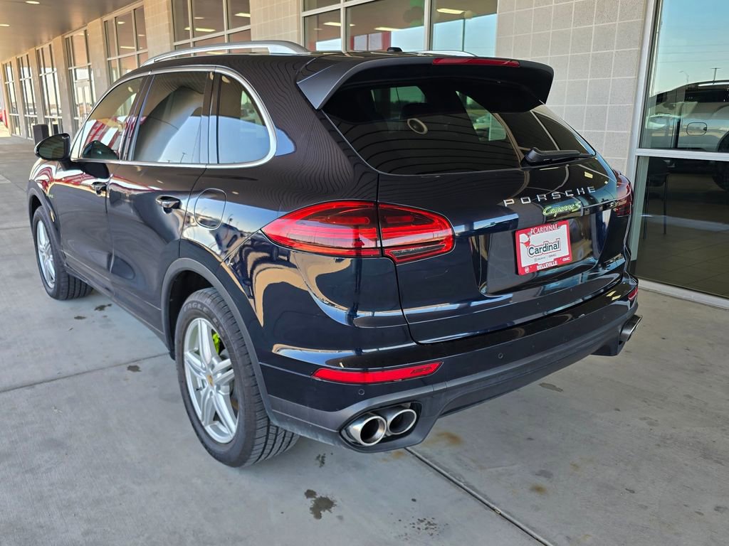 Used 2017 Porsche Cayenne S image 6