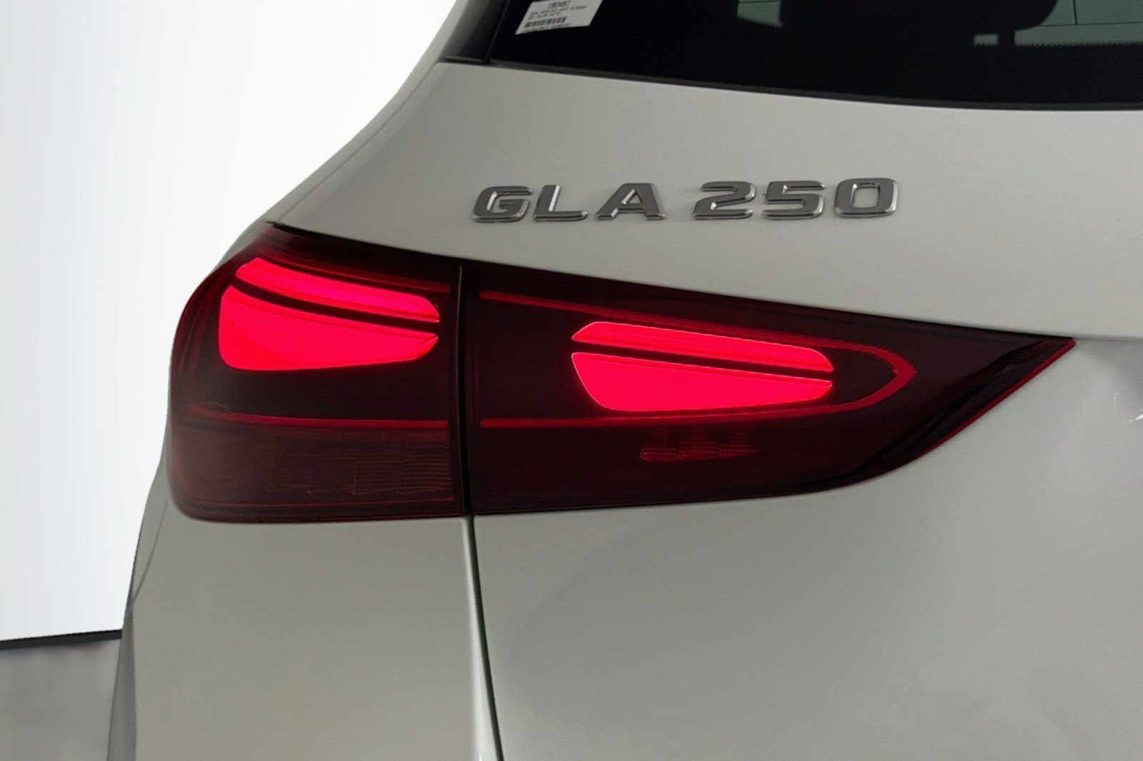 New 2026 Mercedes-Benz GLA 250 image 16