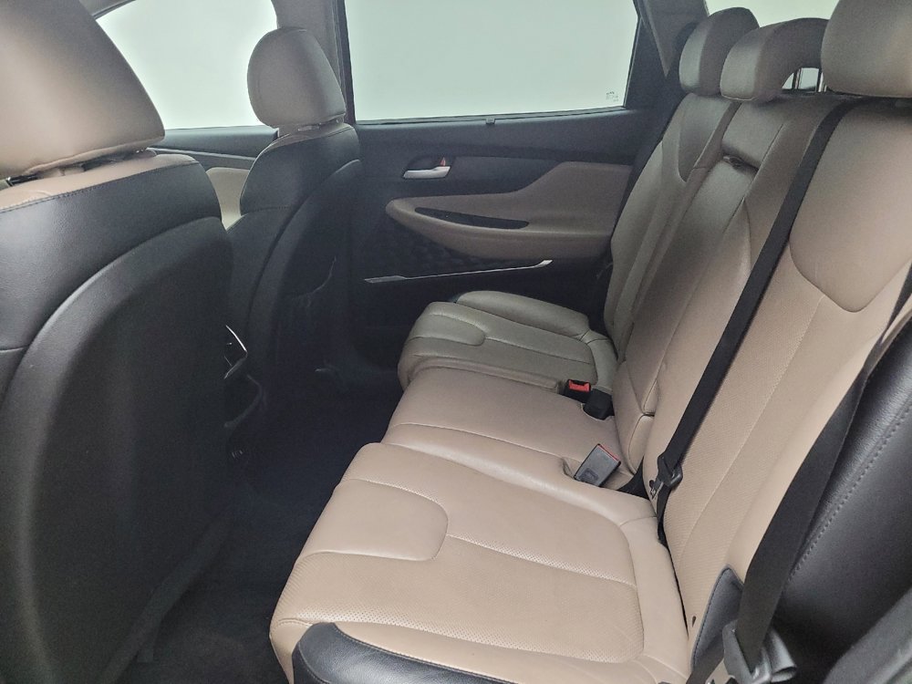Used 2019 Hyundai Santa Fe Limited image 18
