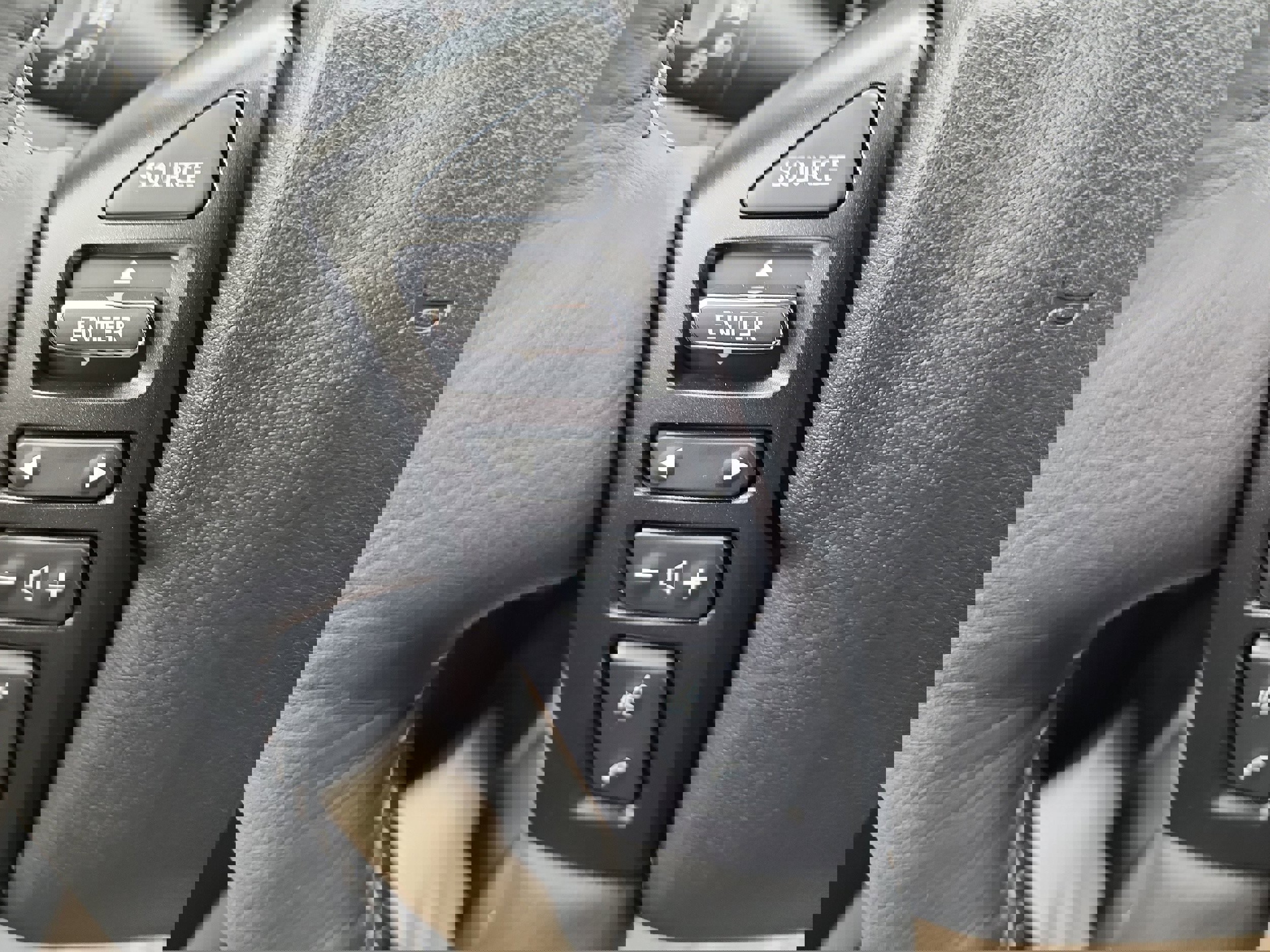 New 2026 Nissan Frontier SV image 21