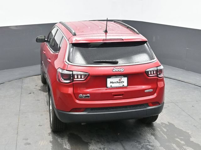 Used 2025 Jeep Compass Latitude AWD/4WD image 21