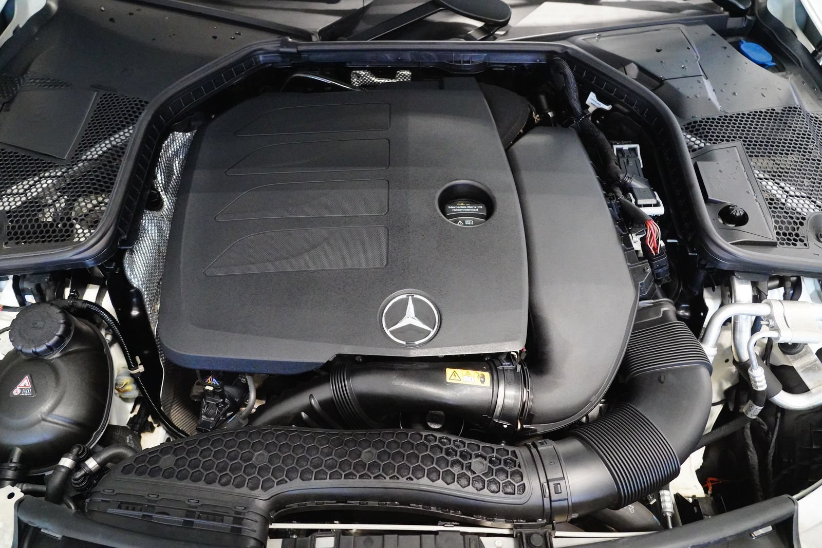 Certified 2020 Mercedes-Benz C 300 4MATIC Sedan image 29
