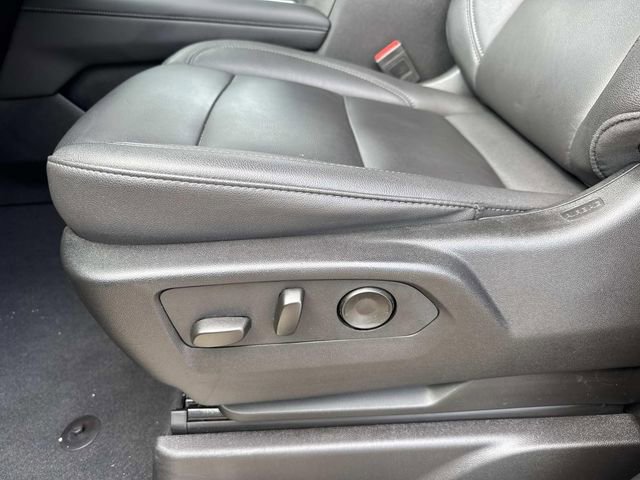 Used 2025 Chevrolet Tahoe Z71 AWD/4WD image 41