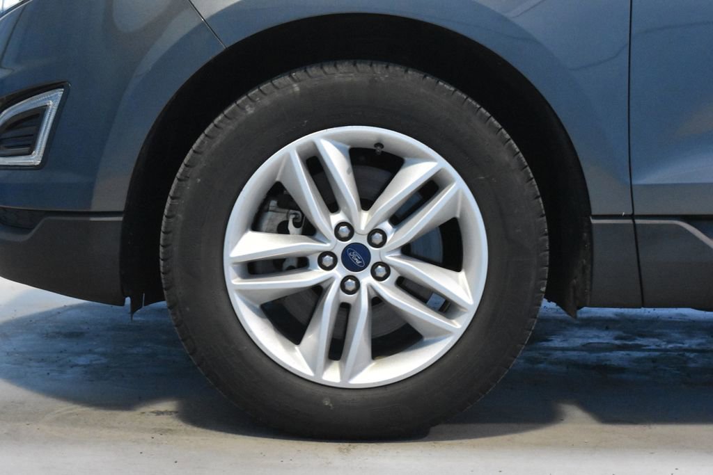 Used 2018 Ford Edge SEL w/ Equipment Group 201A AWD/4WD image 25