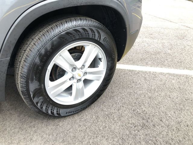 Certified 2019 Chevrolet Trax LT w/ LT Convenience Package image 10
