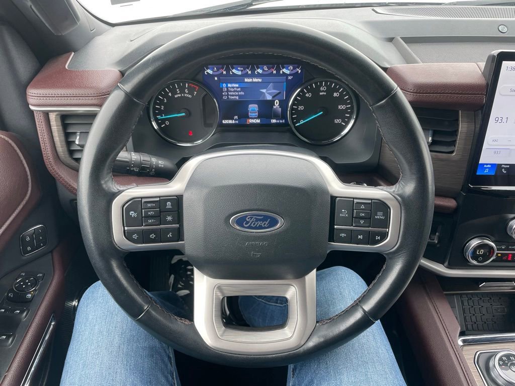 Used 2024 Ford Expedition Limited image 28