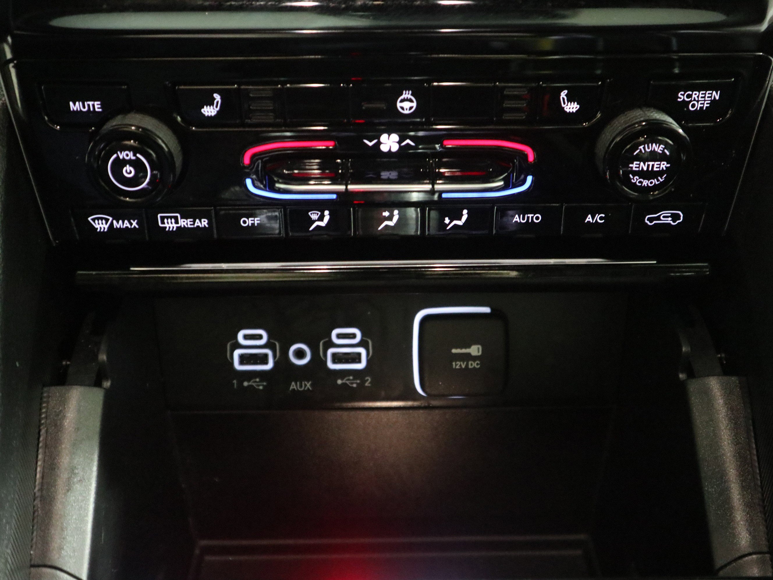 Used 2025 Jeep Grand Cherokee L Limited w/ Trailer Tow Package image 28