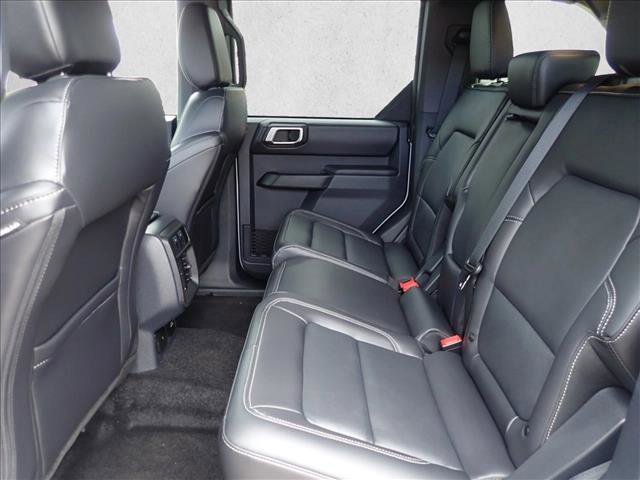 New 2026 Ford Bronco Outer Banks w/ Sasquatch Package AWD/4WD image 9